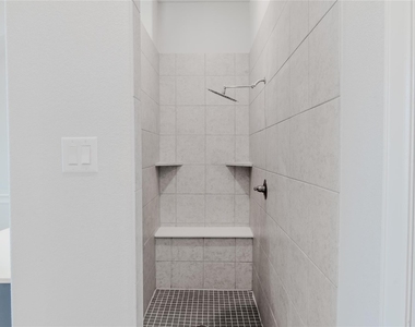 1327 Arezzo Lane - Photo Thumbnail 11