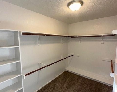 2313 Austin Drive - Photo Thumbnail 20