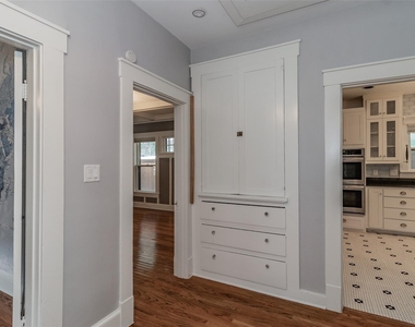 2209 6th Avenue - Photo Thumbnail 25