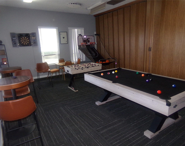 1820 N 81st Avenue - Photo Thumbnail 19