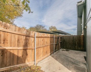 7604 Chapin Road - Photo Thumbnail 9