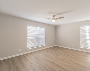 4901 Bryce Avenue - Photo Thumbnail 18