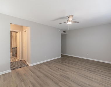 4901 Bryce Avenue - Photo Thumbnail 20