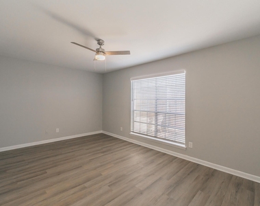 4901 Bryce Avenue - Photo Thumbnail 21