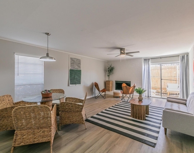 4901 Bryce Avenue - Photo Thumbnail 8