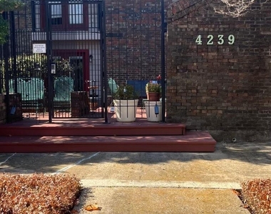 4239 Mckinney Avenue - Photo Thumbnail 1
