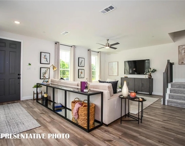 8869 Phoebe Road - Photo Thumbnail 2
