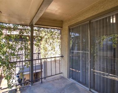 8560 Park Lane - Photo Thumbnail 23
