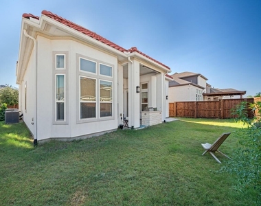 6669 Titus Lane - Photo Thumbnail 25