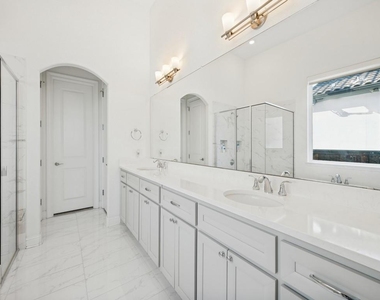6669 Titus Lane - Photo Thumbnail 16