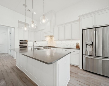 6669 Titus Lane - Photo Thumbnail 8
