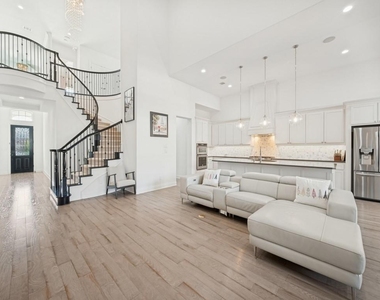 6669 Titus Lane - Photo Thumbnail 1