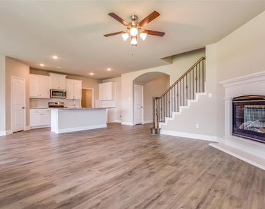 2921 Pronghorn Drive - Photo Thumbnail 8