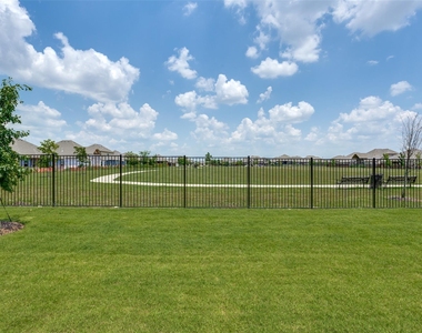 2921 Pronghorn Drive - Photo Thumbnail 34
