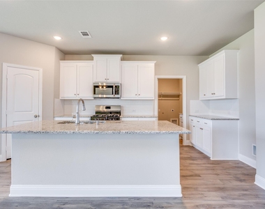 2921 Pronghorn Drive - Photo Thumbnail 11