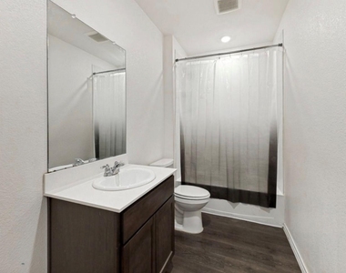 15127 Athena Drive - Photo Thumbnail 15