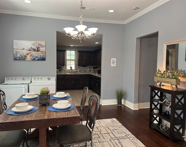 3227 Avenue I - Photo Thumbnail 17