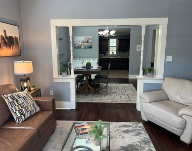 3227 Avenue I - Photo Thumbnail 13