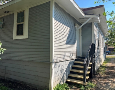 3227 Avenue I - Photo Thumbnail 34