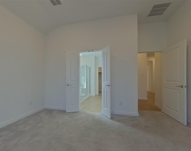 448 Lone Star Drive - Photo Thumbnail 5