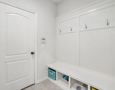 2603 Wallingford Drive - Photo Thumbnail 16