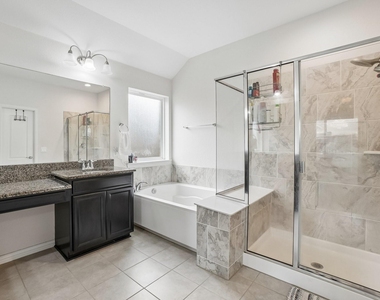 2603 Wallingford Drive - Photo Thumbnail 8
