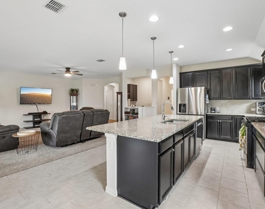 2603 Wallingford Drive - Photo Thumbnail 3