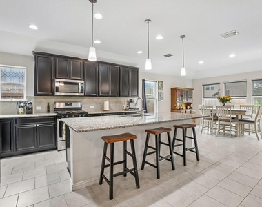 2603 Wallingford Drive - Photo Thumbnail 2