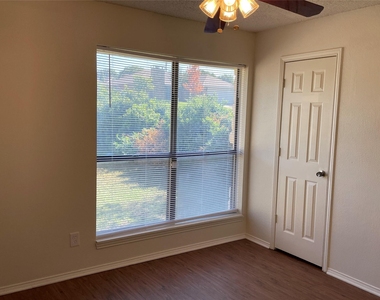 971 N Brookside Drive - Photo Thumbnail 23