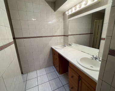 971 N Brookside Drive - Photo Thumbnail 19