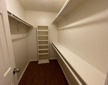 971 N Brookside Drive - Photo Thumbnail 22