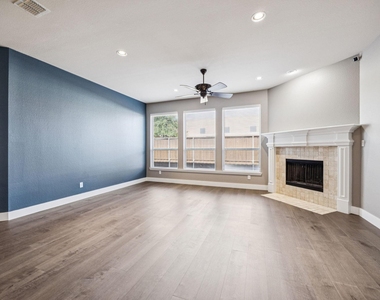 1211 Windgate Way - Photo Thumbnail 13