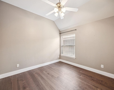 1211 Windgate Way - Photo Thumbnail 21