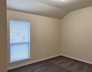247 Pine Crest Drive - Photo Thumbnail 16