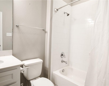2605 Mccart Avenue - Photo Thumbnail 24
