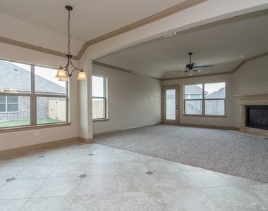 3123 Clear Springs Drive - Photo Thumbnail 9