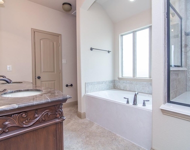 3123 Clear Springs Drive - Photo Thumbnail 13