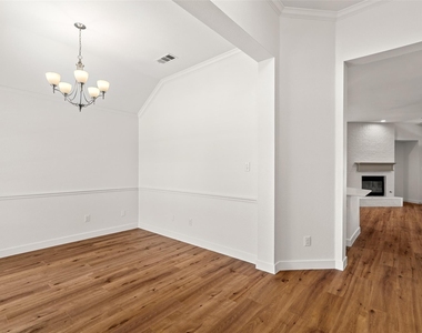 5624 Buckskin Drive - Photo Thumbnail 8