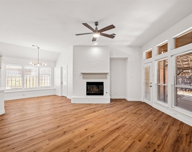 5624 Buckskin Drive - Photo Thumbnail 5