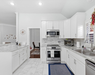 9427 Ponderosa Trail - Photo Thumbnail 17