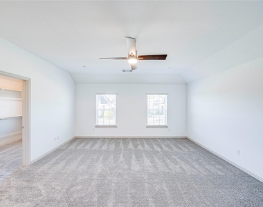 8888 Samara Street - Photo Thumbnail 16