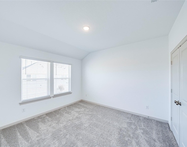 8888 Samara Street - Photo Thumbnail 24