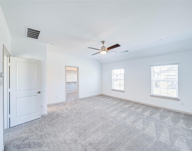 8888 Samara Street - Photo Thumbnail 18