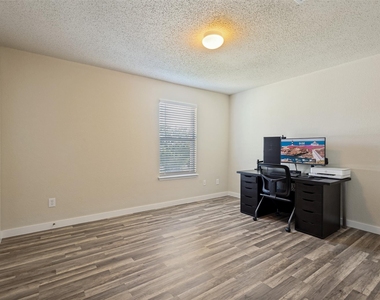 1609 White Oak Road - Photo Thumbnail 12