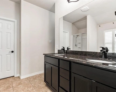 2108 Eppright Drive - Photo Thumbnail 13