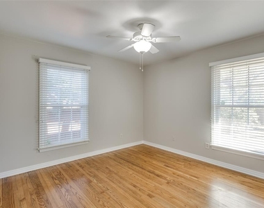 2732 Nw 67th Street - Photo Thumbnail 20