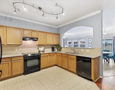 3909 Cliffside Drive - Photo Thumbnail 16