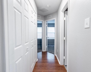 12136 Lamington Drive - Photo Thumbnail 24