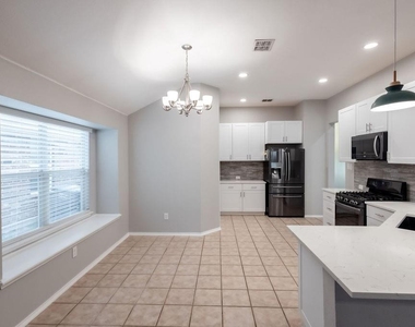 12136 Lamington Drive - Photo Thumbnail 27