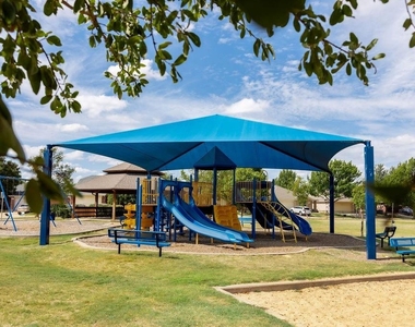 12136 Lamington Drive - Photo Thumbnail 6